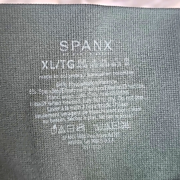 SPANX Seamless Leggings Green Camo Women's size XL - Picture 9 of 10